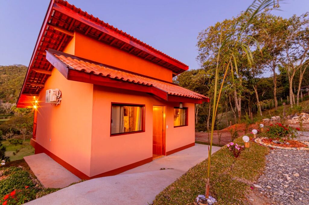 Chalé Neblina, Próximo a Região Central