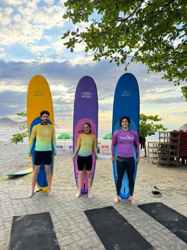 Conexão com o Mar, Aula de Surf ao Amanhecer