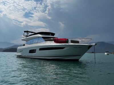 Iate Prestige 550, Roteiro Personalizado