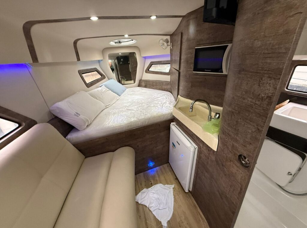 Lancha Real 365, Roteiro Sul, Ilha Anchieta e Região