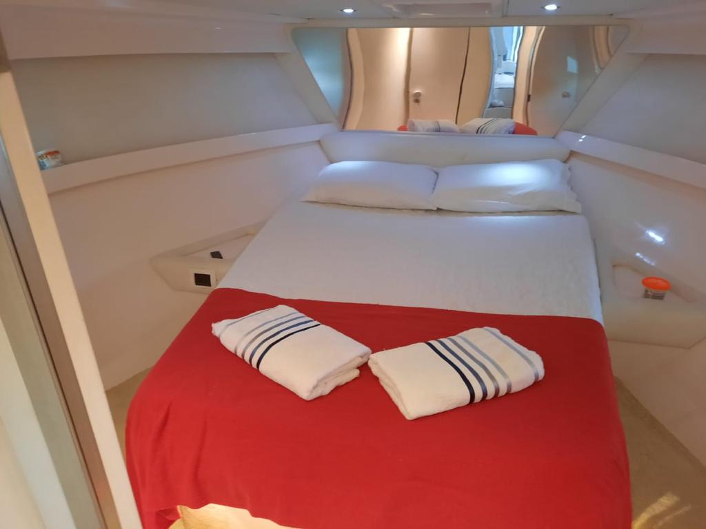 Intermarine 440 Full, Coisa Linda, Roteiro ate Castelhanos