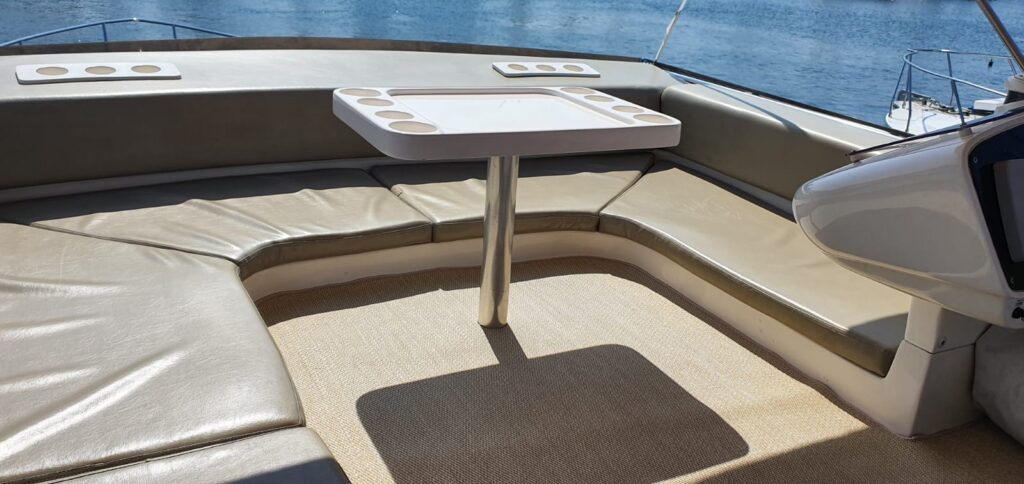 Iate Intermarine 440 Full Gold