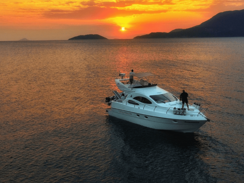 Lancha Azimut 380 Full, Roteiro Sul Curto