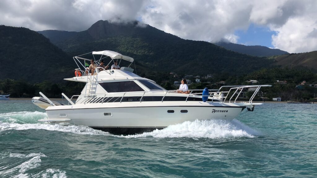 Lancha Intermarine 36 l, Roteiro Sul Curto