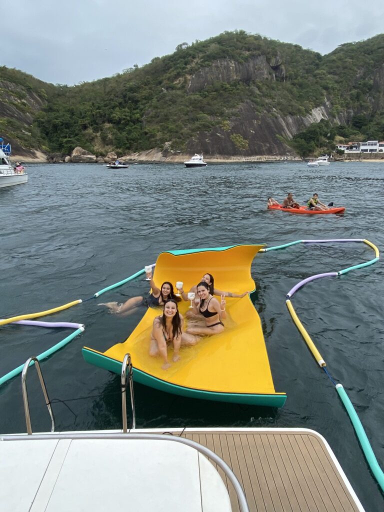 Lobster 400, Roteiro 1