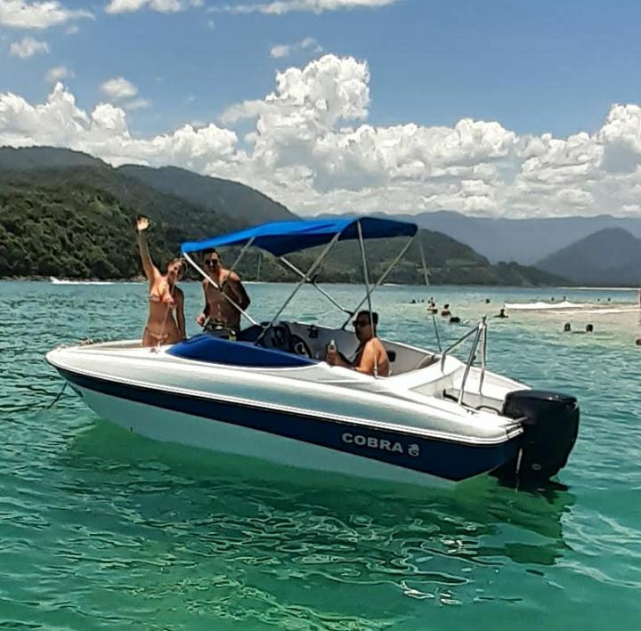 Cobra 18 – Day Off