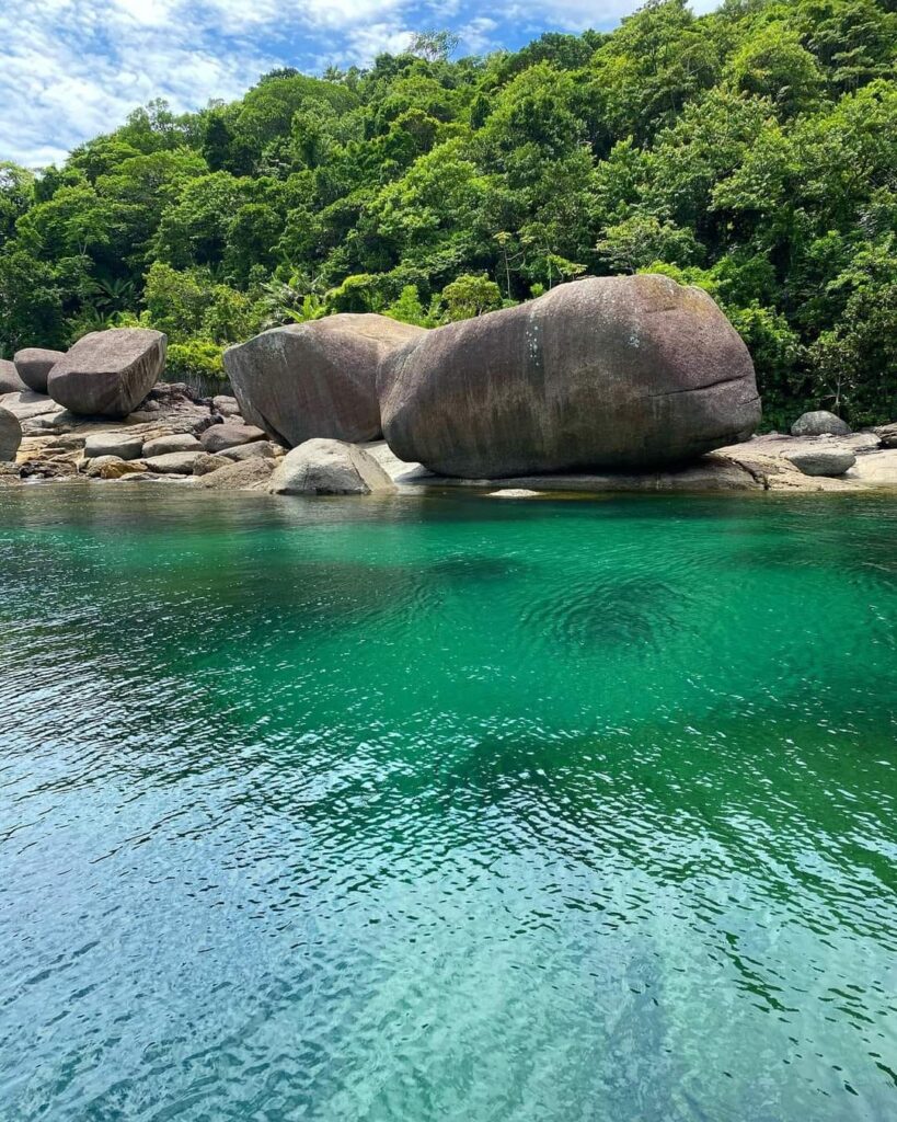 Lancha Azimut 380 Full, Roteiro Sul, Ilha Anchieta e região