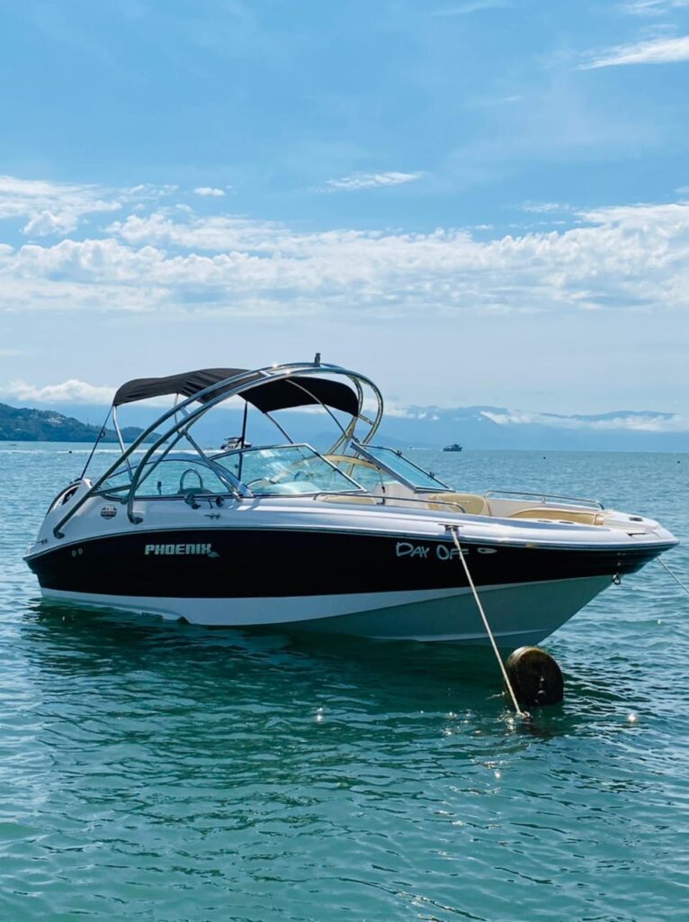 Lancha Phoenix 255, Roteiro Ilha das Cabras ( 3 horas)