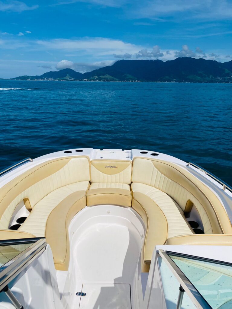 Lancha Phoenix 255, Roteiro Ilha das Cabras ( 3 horas)