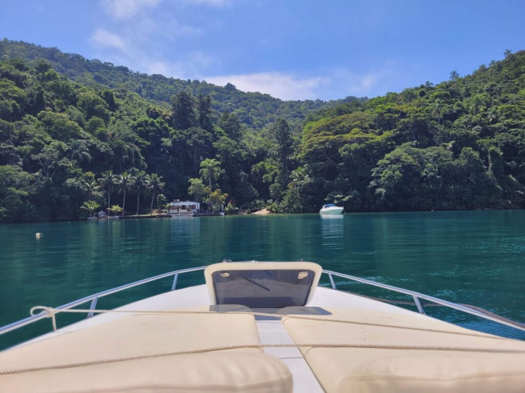 Runner 33, Roteiro Ilha Grande