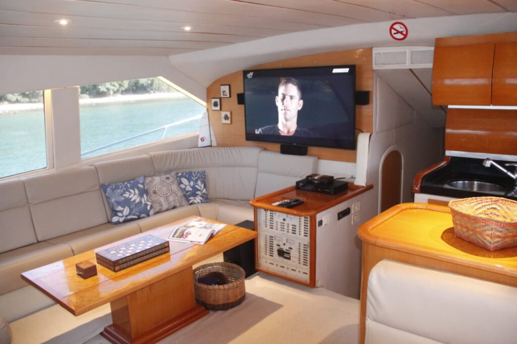 Ocean pro 55, Roteiro 1