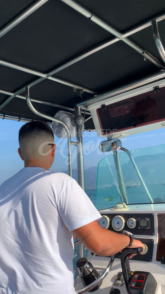 Lancha Fishing 22 pés, Roteiro Norte, até a Praia da Fome