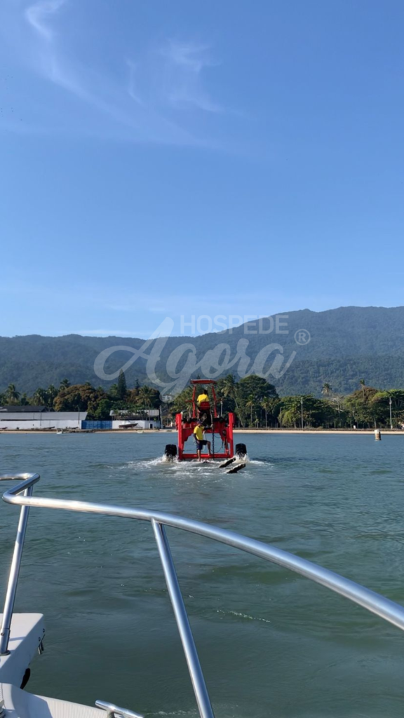 Lancha Fishing 22 pés, Roteiro Norte, até a Praia da Fome