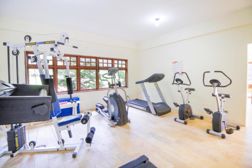 Chalé Xênios, Próximo a Região Central