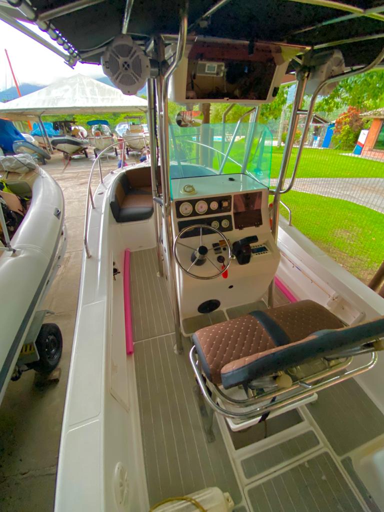 Lancha Fishing 22 pés, Roteiro Norte, até a Praia da Fome