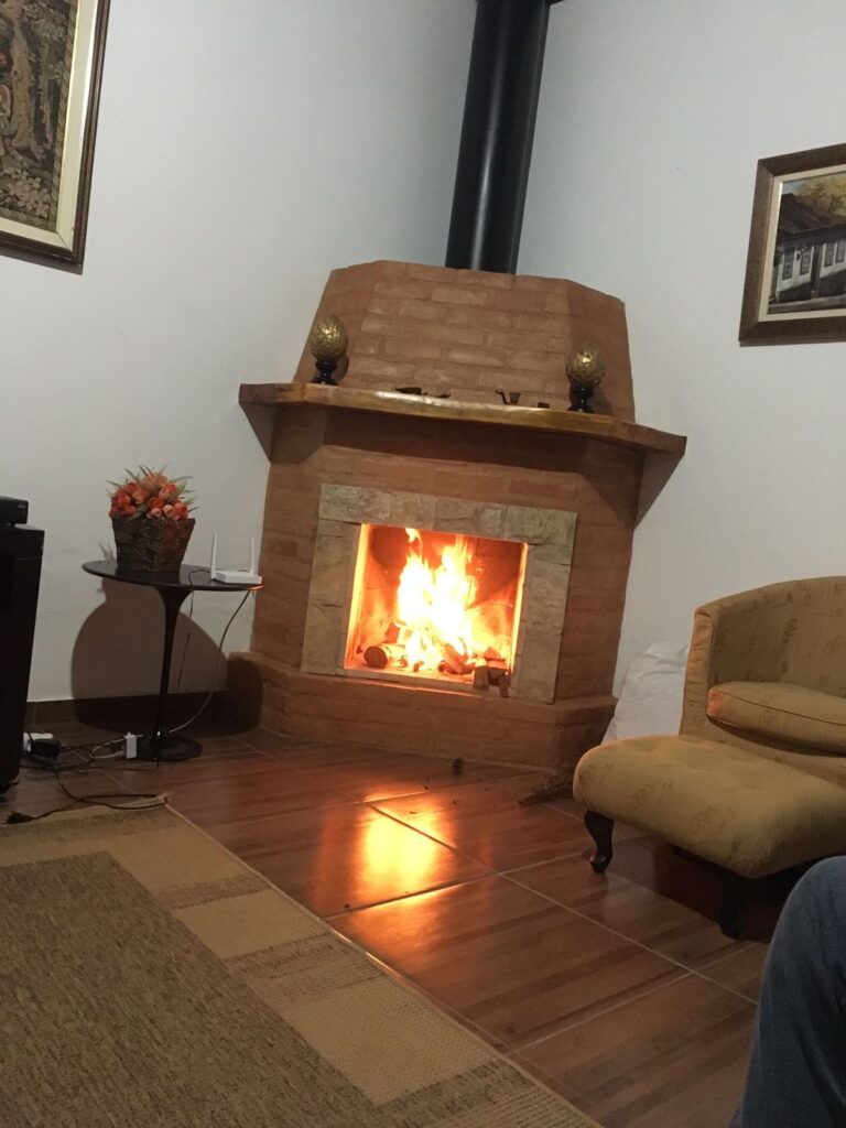 Sítio em Santo Antônio do Pinhal, Ótima área externa, Próximo ao Centro