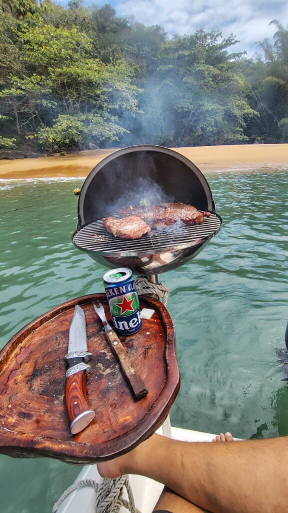 Lancha Privativa Phanton 235, Roteiro Norte, Ilhas Prumirim, Couves, Porcos e Rachada