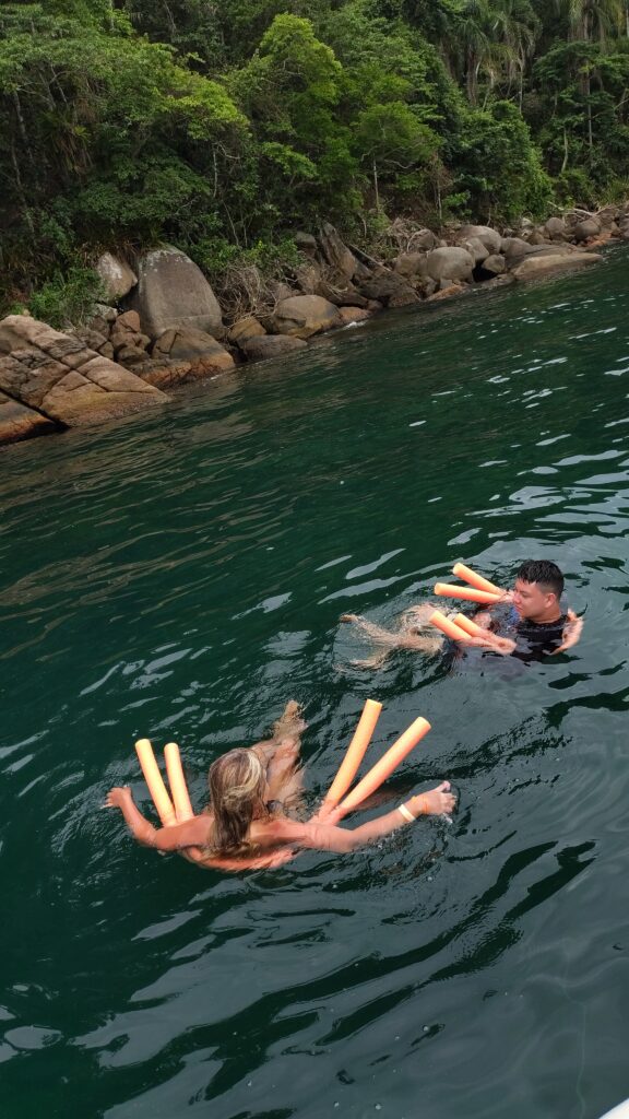 Lancha Privativa Phanton 235, Roteiro Norte, Ilhas Prumirim, Couves, Porcos e Rachada