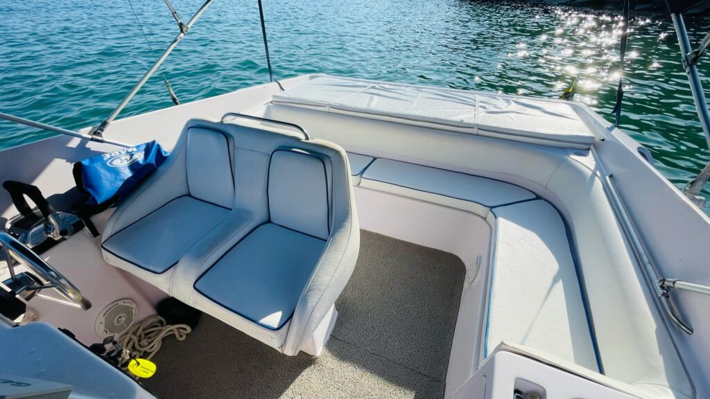 Lancha Real Hawk 32 pés, Roteiro Norte, Ilhas Paradisíacas