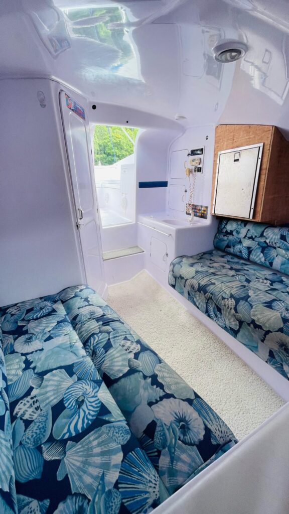 Lancha Real Hawk 32 pés, Roteiro Norte, Ilhas Paradisíacas