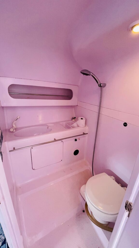 Lancha Real Hawk 32 pés, Roteiro Sul, Ilha Anchieta e região