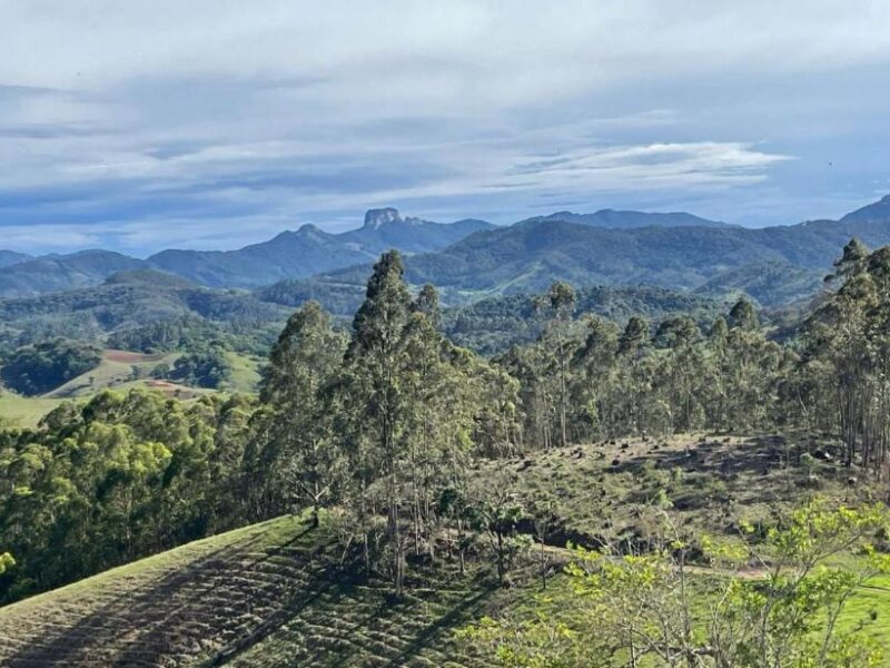 Chalé com Maravilhosa Vista para a Famosa Pedra do Baú