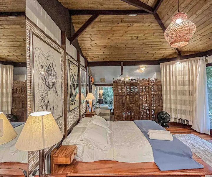 Cabana OM na beira do rio
