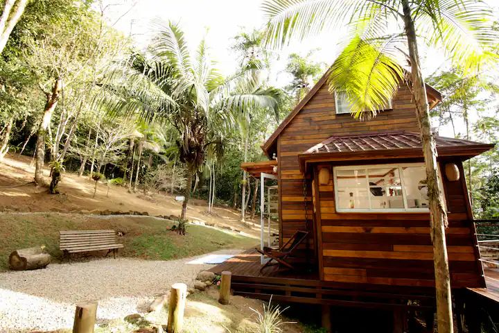 Chalé na Mata Atlântica Ubatuba com jacuzzi