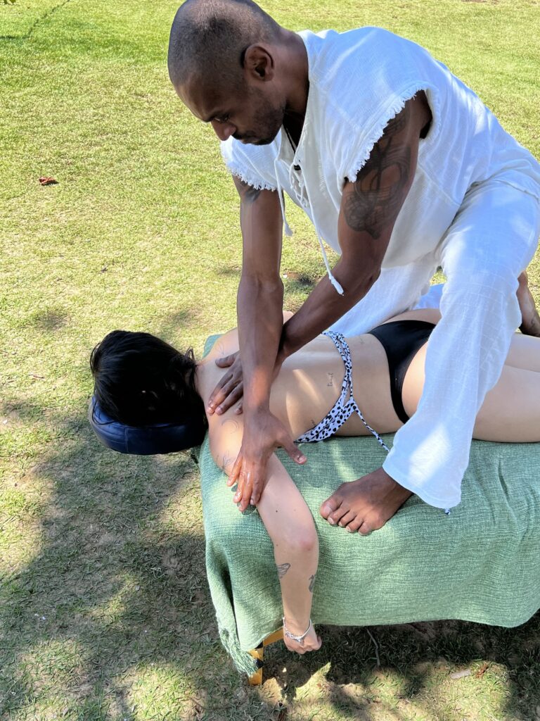 Massagem na Praia, Bem-Estar à Beira-Mar