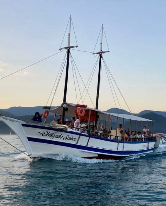 Escuna Compartilhada, Roteiro Norte, Ilhas Parasidiacas, Desembarque Longo