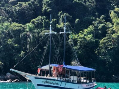 Escuna Compartilhada, Roteiro Norte, Cinco ilhas, Piscinas Naturais da Ilha das Couves