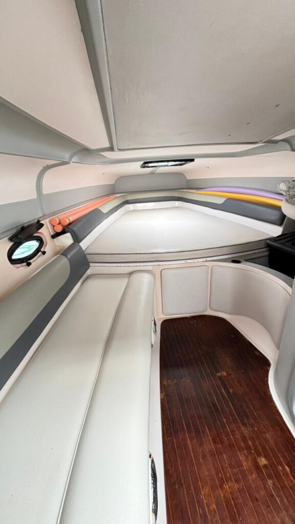 Lancha Runner 33 Pés, Roteiro Sul Ilha Anchieta e Região