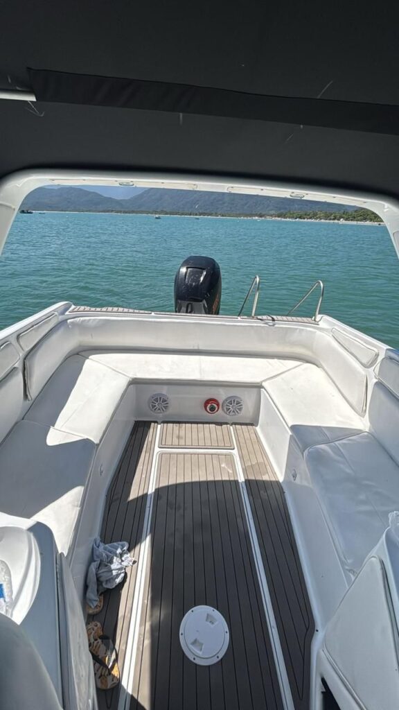 Lancha Runner 33, Roteiro Sul, Ilha Anchieta e Região