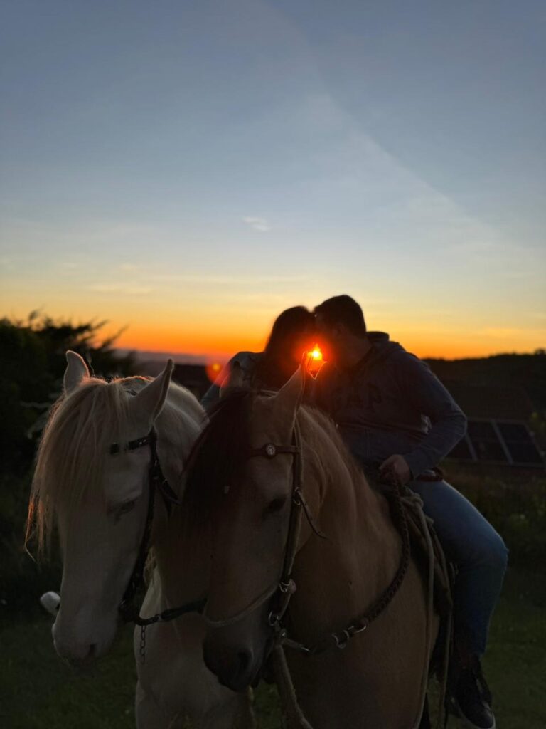 Passeio a Cavalo, Fazenda Off Road, Monte Verde, Pôr do Sol, 1 Hora e Meia