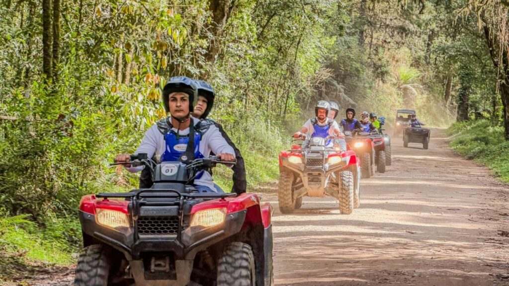 Passeio de Quadriciclo, Pico do Imbiri e Trilha da Casa Queimada, 1 Hora e Meia