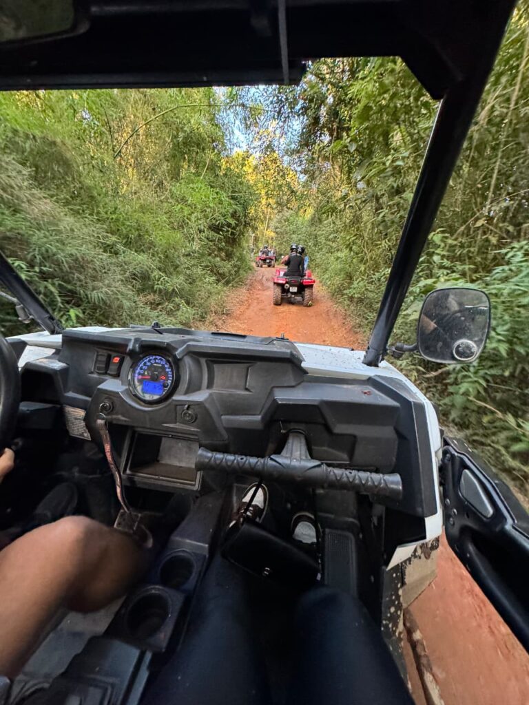 Passeio de UTV, Cachoeira Véu da Noiva, 30 Minutos