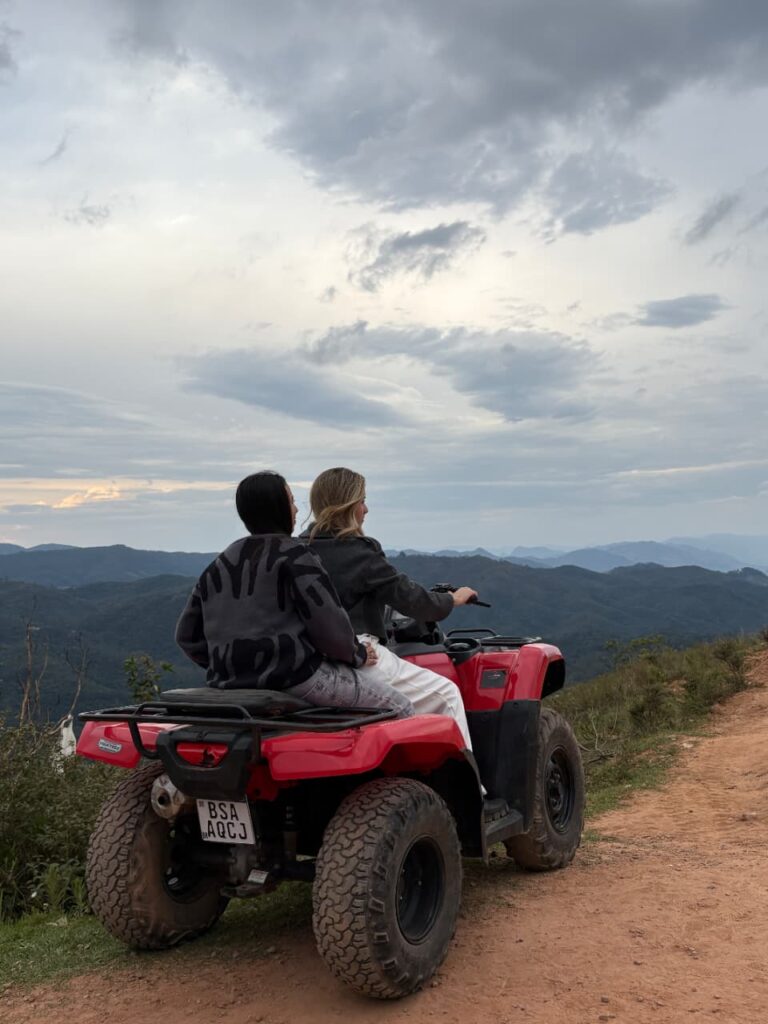 Passeio de UTV, Pico do Imbiri, Cachoeira e Casa de Chocolate, 2 Horas