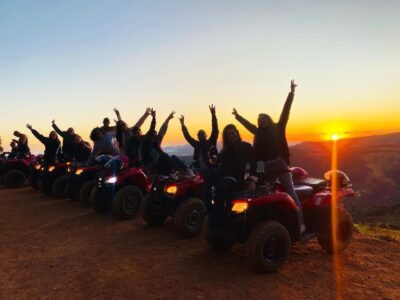 Passeio de Quadriciclo, Pôr do Sol com Fogueira, Monte Verde, 1 Hora e Meia