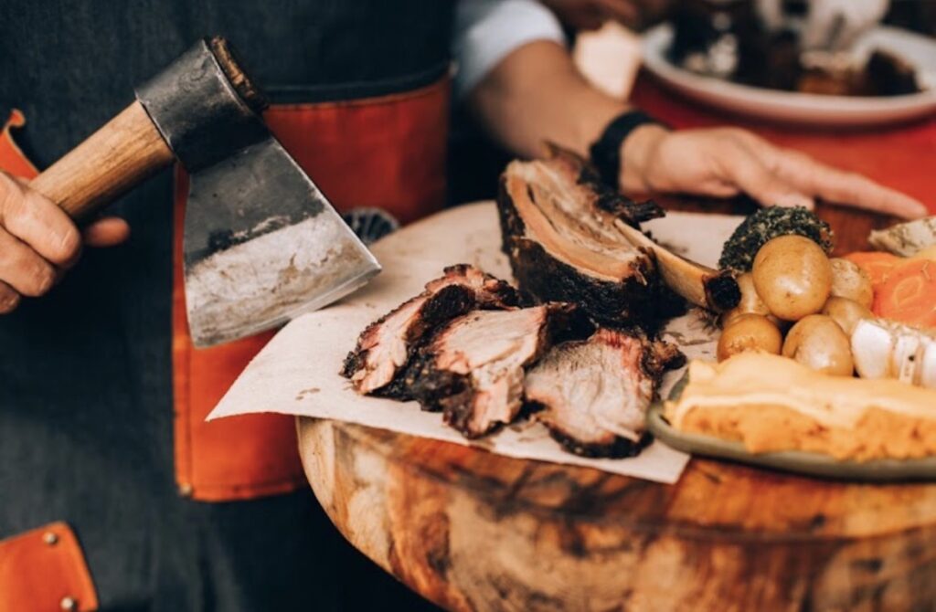 Passeio de quadriciclo até o pico do Imbiri + Almoço Romântico no restaurante ART BBQ