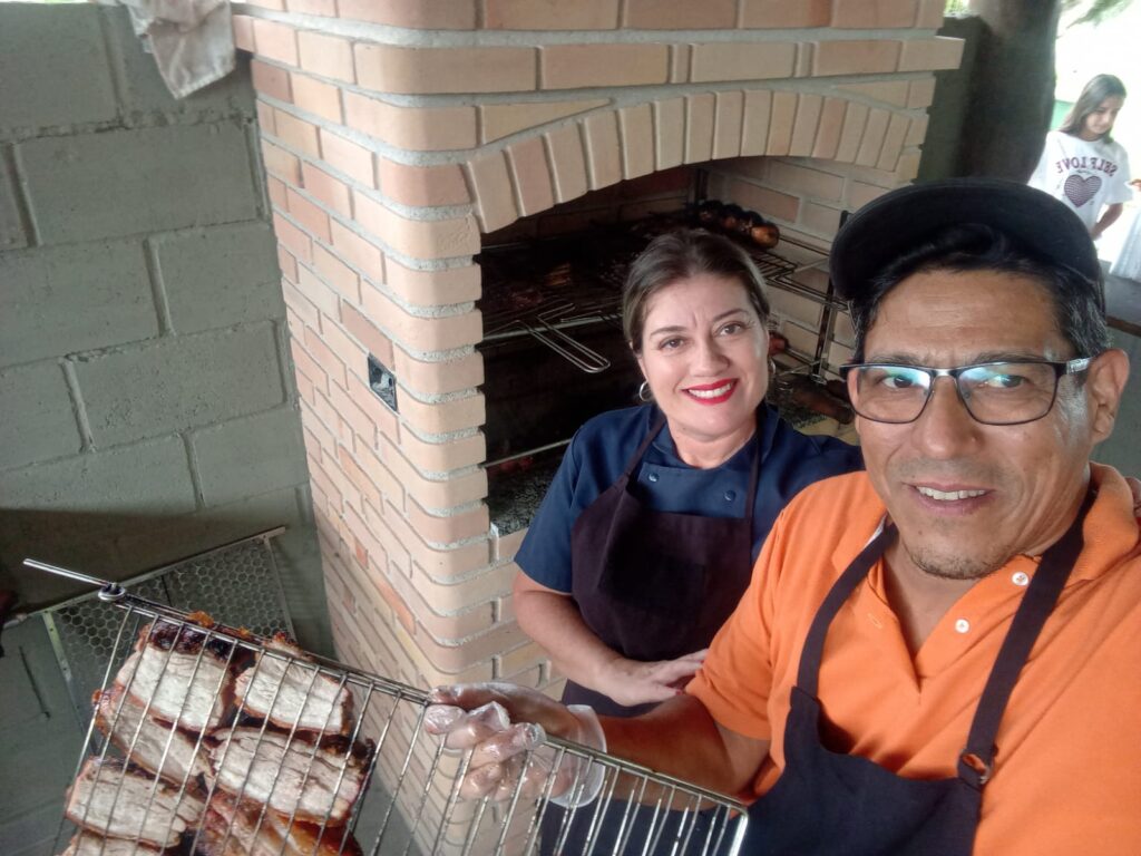 Churrasqueiro para Eventos, Experiência com Churrasqueiro, Até 100 Pessoas