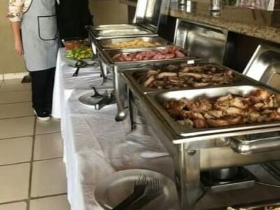 Aquele Churrasquinho Sem se Preocupar, Experiência com Churrasqueiro, Até 30 Pessoas