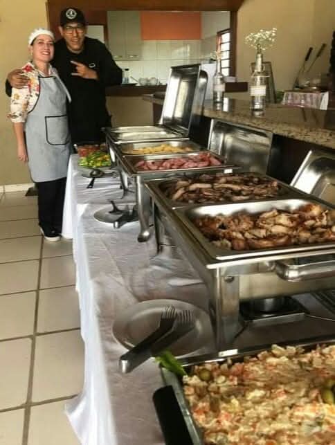 Aquele Churrasquinho Sem se Preocupar, Experiência com Churrasqueiro, Até 30 Pessoas